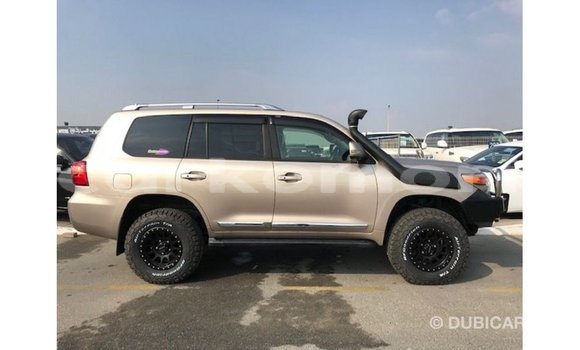 Buy Import Toyota Land Cruiser Other Car in Import - Dubai in Great Comore Buy Import Toyota Land Cruiser Other Car in Import - Dubai in Great Comore