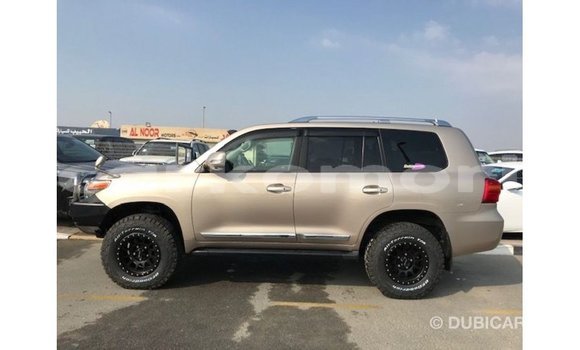 Buy Import Toyota Land Cruiser Other Car in Import - Dubai in Great Comore Buy Import Toyota Land Cruiser Other Car in Import - Dubai in Great Comore
