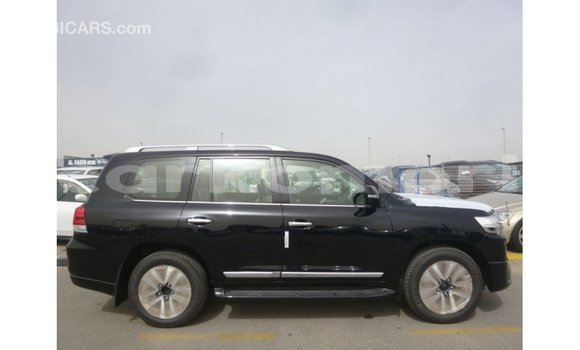 Buy Import Toyota Land Cruiser Black Car in Import - Dubai in Great Comore Buy Import Toyota Land Cruiser Black Car in Import - Dubai in Great Comore
