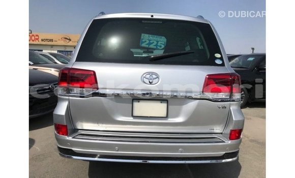 Buy Import Toyota Land Cruiser Other Car in Import - Dubai in Great Comore Buy Import Toyota Land Cruiser Other Car in Import - Dubai in Great Comore