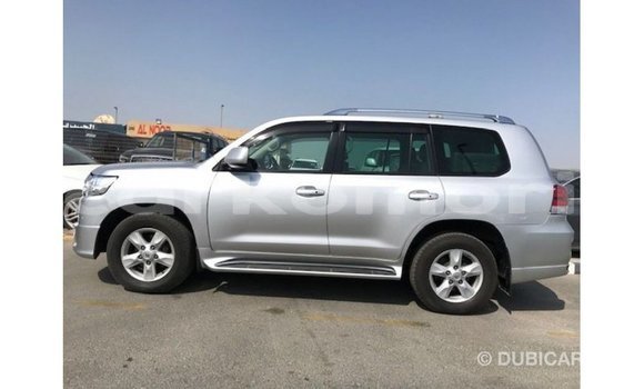 Buy Import Toyota Land Cruiser Other Car in Import - Dubai in Great Comore Buy Import Toyota Land Cruiser Other Car in Import - Dubai in Great Comore