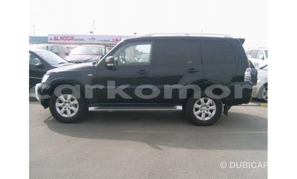 Buy Import Mitsubishi Pajero Black Car in Import - Dubai in Great Comore Buy Import Mitsubishi Pajero Black Car in Import - Dubai in Great Comore