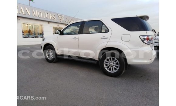 Buy Import Toyota Fortuner White Car in Import - Dubai in Great Comore Buy Import Toyota Fortuner White Car in Import - Dubai in Great Comore