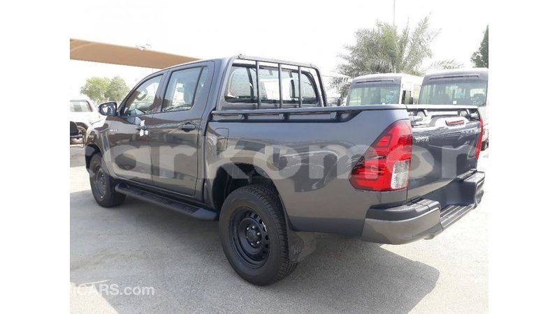 Big with watermark toyota hilux grande comore import dubai 2191
