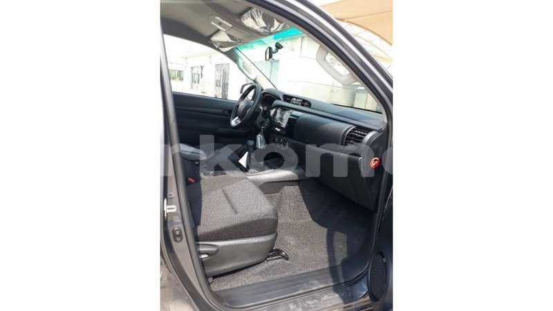 Big with watermark toyota hilux grande comore import dubai 2191