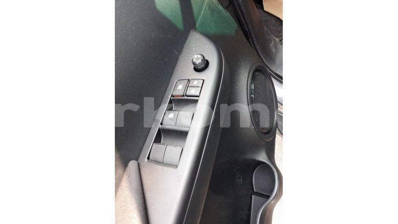 Big with watermark toyota hilux great comore import dubai 2191