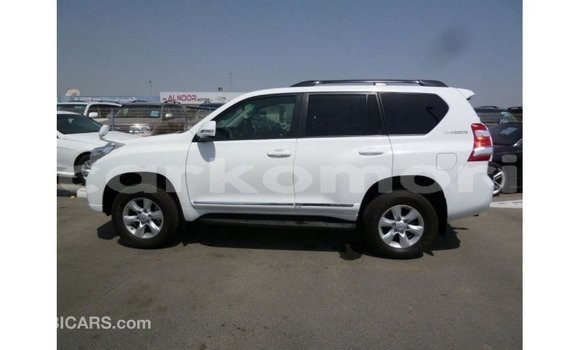 Buy Import Toyota Prado White Car in Import - Dubai in Great Comore Buy Import Toyota Prado White Car in Import - Dubai in Great Comore