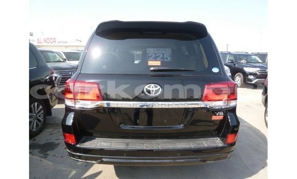 Buy Import Toyota Land Cruiser Black Car in Import - Dubai in Great Comore Buy Import Toyota Land Cruiser Black Car in Import - Dubai in Great Comore