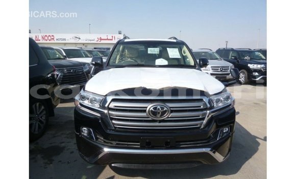 Buy Import Toyota Land Cruiser Black Car in Import - Dubai in Great Comore Buy Import Toyota Land Cruiser Black Car in Import - Dubai in Great Comore