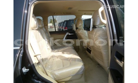 Buy Import Toyota Land Cruiser Black Car in Import - Dubai in Great Comore Buy Import Toyota Land Cruiser Black Car in Import - Dubai in Great Comore