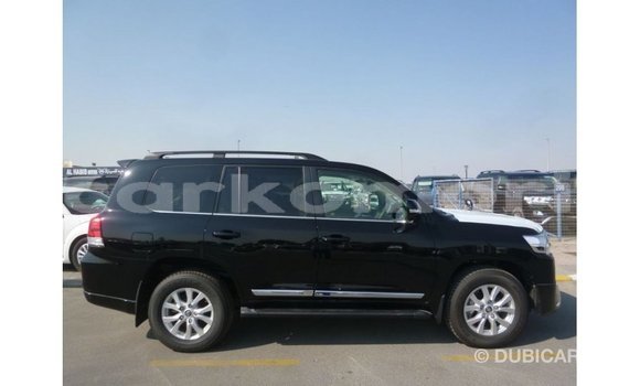Buy Import Toyota Land Cruiser Black Car in Import - Dubai in Great Comore Buy Import Toyota Land Cruiser Black Car in Import - Dubai in Great Comore