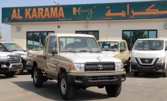 Buy Import Toyota Land Cruiser Beige Car in Import - Dubai in Great Comore Buy Import Toyota Land Cruiser Beige Car in Import - Dubai in Great Comore