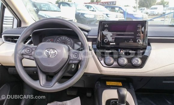 Acheter Import Voiture Toyota Corolla Blanc à Import - Dubai, Grande Comore Acheter Import Voiture Toyota Corolla Blanc à Import - Dubai, Grande Comore