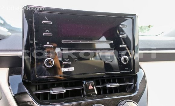 Acheter Import Voiture Toyota Corolla Blanc à Import - Dubai, Grande Comore Acheter Import Voiture Toyota Corolla Blanc à Import - Dubai, Grande Comore