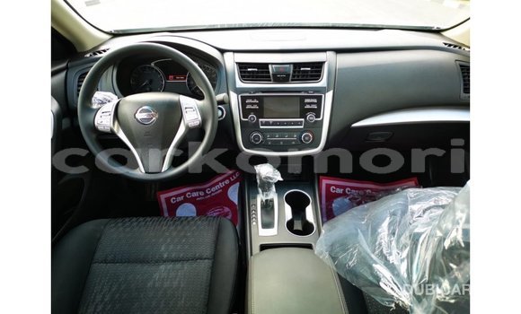 Buy Import Nissan Altima White Car in Import - Dubai in Great Comore Buy Import Nissan Altima White Car in Import - Dubai in Great Comore