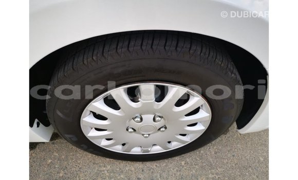 Buy Import Nissan Altima White Car in Import - Dubai in Great Comore Buy Import Nissan Altima White Car in Import - Dubai in Great Comore