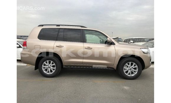 Buy Import Toyota Land Cruiser Other Car in Import - Dubai in Great Comore Buy Import Toyota Land Cruiser Other Car in Import - Dubai in Great Comore