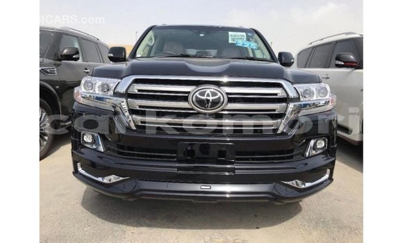 Acheter Import Voiture Toyota Land Cruiser Noir à Import - Dubai, Grande Comore Acheter Import Voiture Toyota Land Cruiser Noir à Import - Dubai, Grande Comore