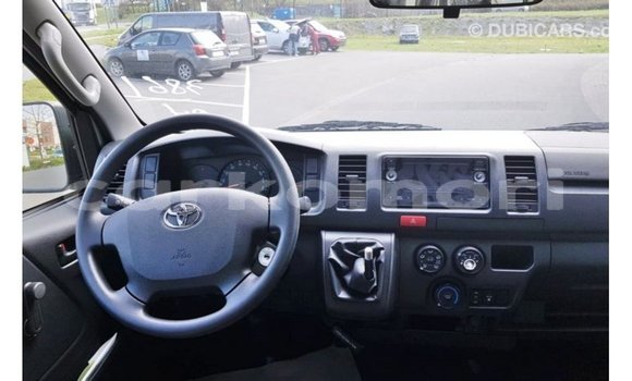 Buy Import Toyota Hiace White Car in Import - Dubai in Great Comore Buy Import Toyota Hiace White Car in Import - Dubai in Great Comore