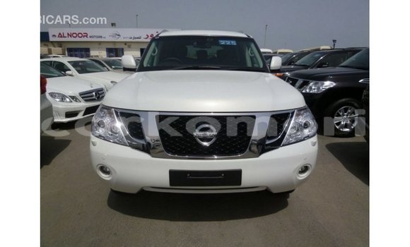 Buy Import Nissan Patrol White Car in Import - Dubai in Great Comore Buy Import Nissan Patrol White Car in Import - Dubai in Great Comore