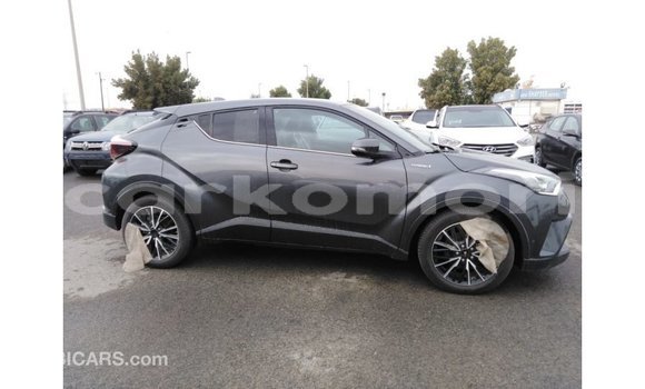 Buy Import Toyota C-HR Other Car in Import - Dubai in Great Comore Buy Import Toyota C-HR Other Car in Import - Dubai in Great Comore