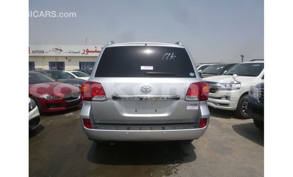Buy Import Toyota Land Cruiser Other Car in Import - Dubai in Great Comore Buy Import Toyota Land Cruiser Other Car in Import - Dubai in Great Comore