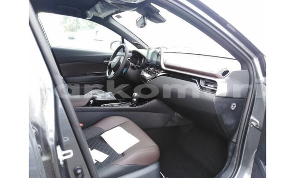 Buy Import Toyota C-HR Other Car in Import - Dubai in Great Comore Buy Import Toyota C-HR Other Car in Import - Dubai in Great Comore