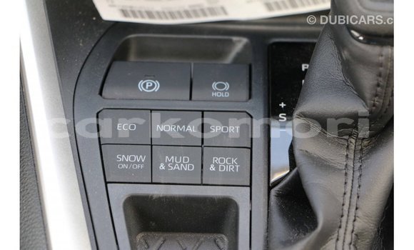 Buy Import Toyota 4Runner White Car in Import - Dubai in Great Comore Buy Import Toyota 4Runner White Car in Import - Dubai in Great Comore