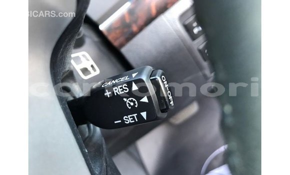 Acheter Import Voiture Toyota Land Cruiser Noir à Import - Dubai, Grande Comore Acheter Import Voiture Toyota Land Cruiser Noir à Import - Dubai, Grande Comore