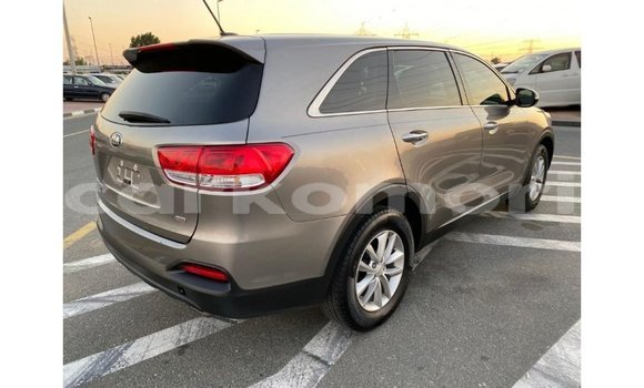 Acheter Import Voiture Kia Sorento Autre à Import - Dubai, Grande Comore Acheter Import Voiture Kia Sorento Autre à Import - Dubai, Grande Comore