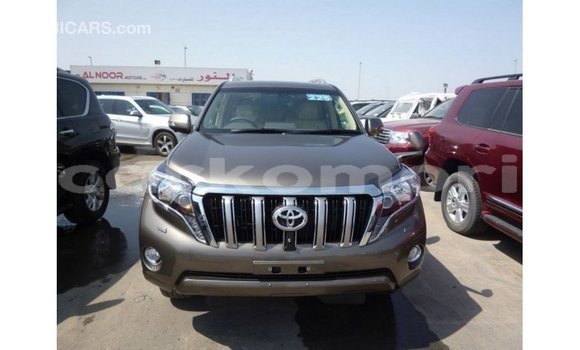 Acheter Import Voiture Toyota Prado Marron à Import - Dubai, Grande Comore Acheter Import Voiture Toyota Prado Marron à Import - Dubai, Grande Comore