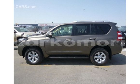 Acheter Import Voiture Toyota Prado Marron à Import - Dubai, Grande Comore Acheter Import Voiture Toyota Prado Marron à Import - Dubai, Grande Comore