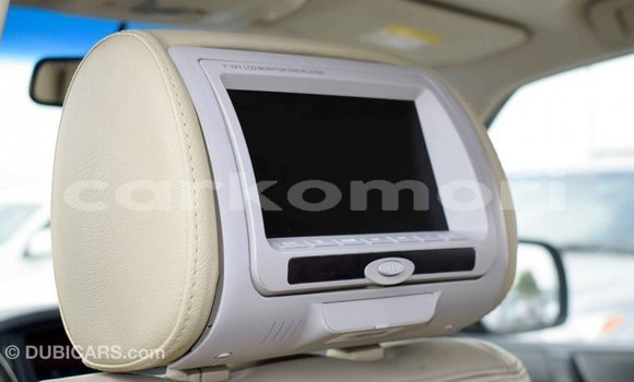 Acheter Import Voiture Mitsubishi Pajero Noir à Import - Dubai, Grande Comore Acheter Import Voiture Mitsubishi Pajero Noir à Import - Dubai, Grande Comore