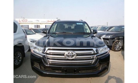 Acheter Import Voiture Toyota Land Cruiser Noir à Import - Dubai, Grande Comore Acheter Import Voiture Toyota Land Cruiser Noir à Import - Dubai, Grande Comore