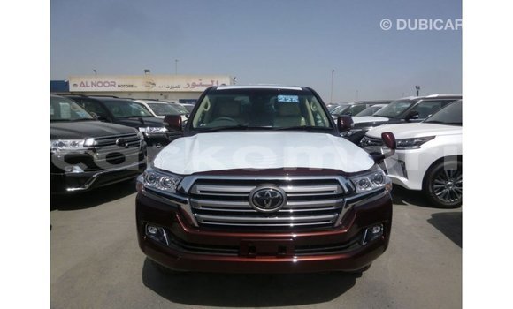 Acheter Import Voiture Toyota Land Cruiser Autre à Import - Dubai, Grande Comore Acheter Import Voiture Toyota Land Cruiser Autre à Import - Dubai, Grande Comore