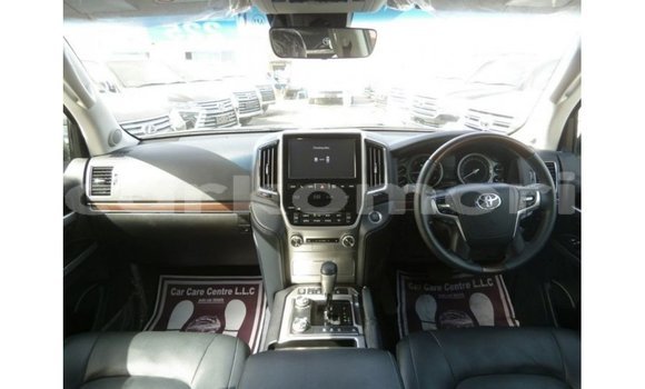 Buy Import Toyota Land Cruiser Other Car in Import - Dubai in Great Comore Buy Import Toyota Land Cruiser Other Car in Import - Dubai in Great Comore