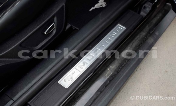 Acheter Import Voiture Ford Mustang Noir à Import - Dubai, Grande Comore Acheter Import Voiture Ford Mustang Noir à Import - Dubai, Grande Comore