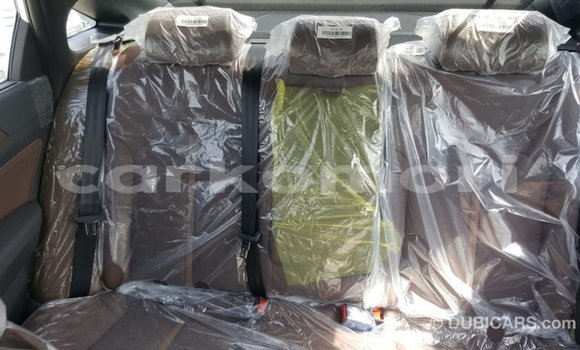 Acheter Import Voiture Hyundai Sonata Blanc à Import - Dubai, Grande Comore Acheter Import Voiture Hyundai Sonata Blanc à Import - Dubai, Grande Comore