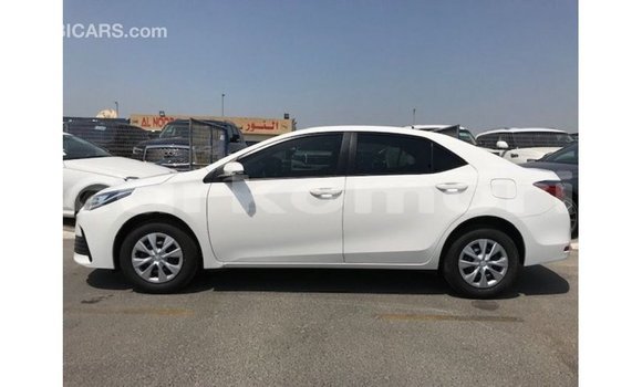 Buy Import Toyota Corolla White Car in Import - Dubai in Great Comore Buy Import Toyota Corolla White Car in Import - Dubai in Great Comore