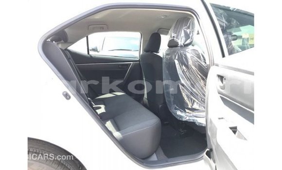 Buy Import Toyota Corolla White Car in Import - Dubai in Great Comore Buy Import Toyota Corolla White Car in Import - Dubai in Great Comore