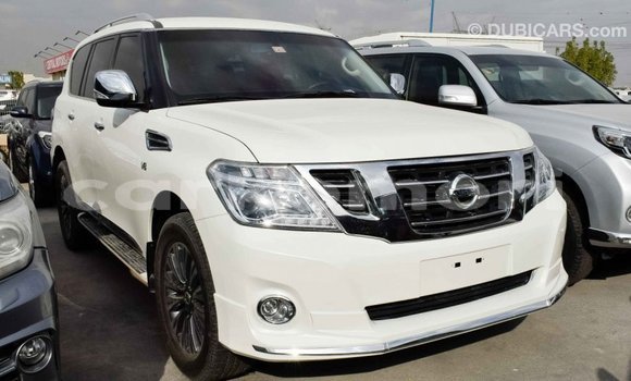 Acheter Import Voiture Nissan Patrol Blanc à Import - Dubai, Grande Comore Acheter Import Voiture Nissan Patrol Blanc à Import - Dubai, Grande Comore