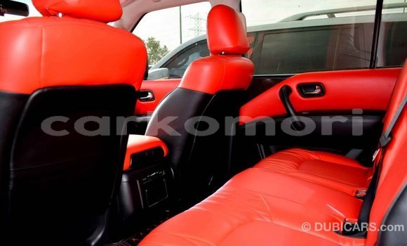 Acheter Import Voiture Nissan Patrol Blanc à Import - Dubai, Grande Comore Acheter Import Voiture Nissan Patrol Blanc à Import - Dubai, Grande Comore
