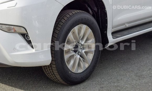 Buy Import Lexus GX White Car in Import - Dubai in Great Comore Buy Import Lexus GX White Car in Import - Dubai in Great Comore