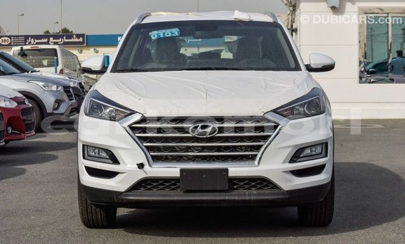 Buy Import Hyundai Tucson White Car in Import - Dubai in Great Comore Buy Import Hyundai Tucson White Car in Import - Dubai in Great Comore