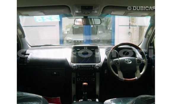 Acheter Import Voiture Toyota Prado Autre à Import - Dubai, Grande Comore Acheter Import Voiture Toyota Prado Autre à Import - Dubai, Grande Comore