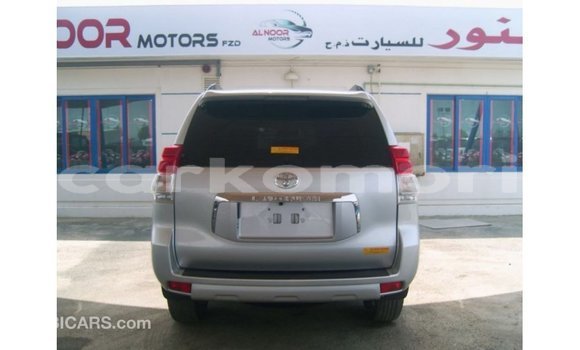 Acheter Import Voiture Toyota Prado Autre à Import - Dubai, Grande Comore Acheter Import Voiture Toyota Prado Autre à Import - Dubai, Grande Comore