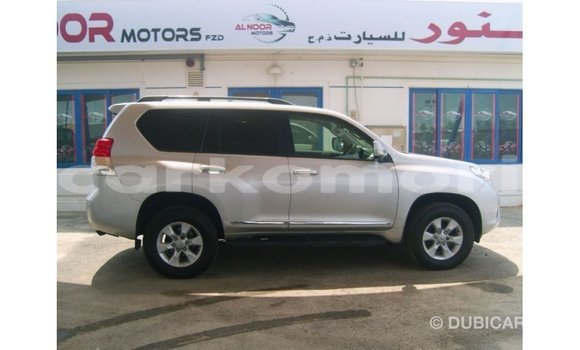 Acheter Import Voiture Toyota Prado Autre à Import - Dubai, Grande Comore Acheter Import Voiture Toyota Prado Autre à Import - Dubai, Grande Comore