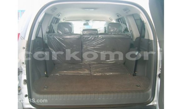 Acheter Import Voiture Toyota Prado Autre à Import - Dubai, Grande Comore Acheter Import Voiture Toyota Prado Autre à Import - Dubai, Grande Comore