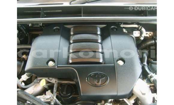 Acheter Import Voiture Toyota Prado Autre à Import - Dubai, Grande Comore Acheter Import Voiture Toyota Prado Autre à Import - Dubai, Grande Comore