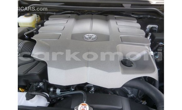 Buy Import Toyota Land Cruiser Black Car in Import - Dubai in Great Comore Buy Import Toyota Land Cruiser Black Car in Import - Dubai in Great Comore